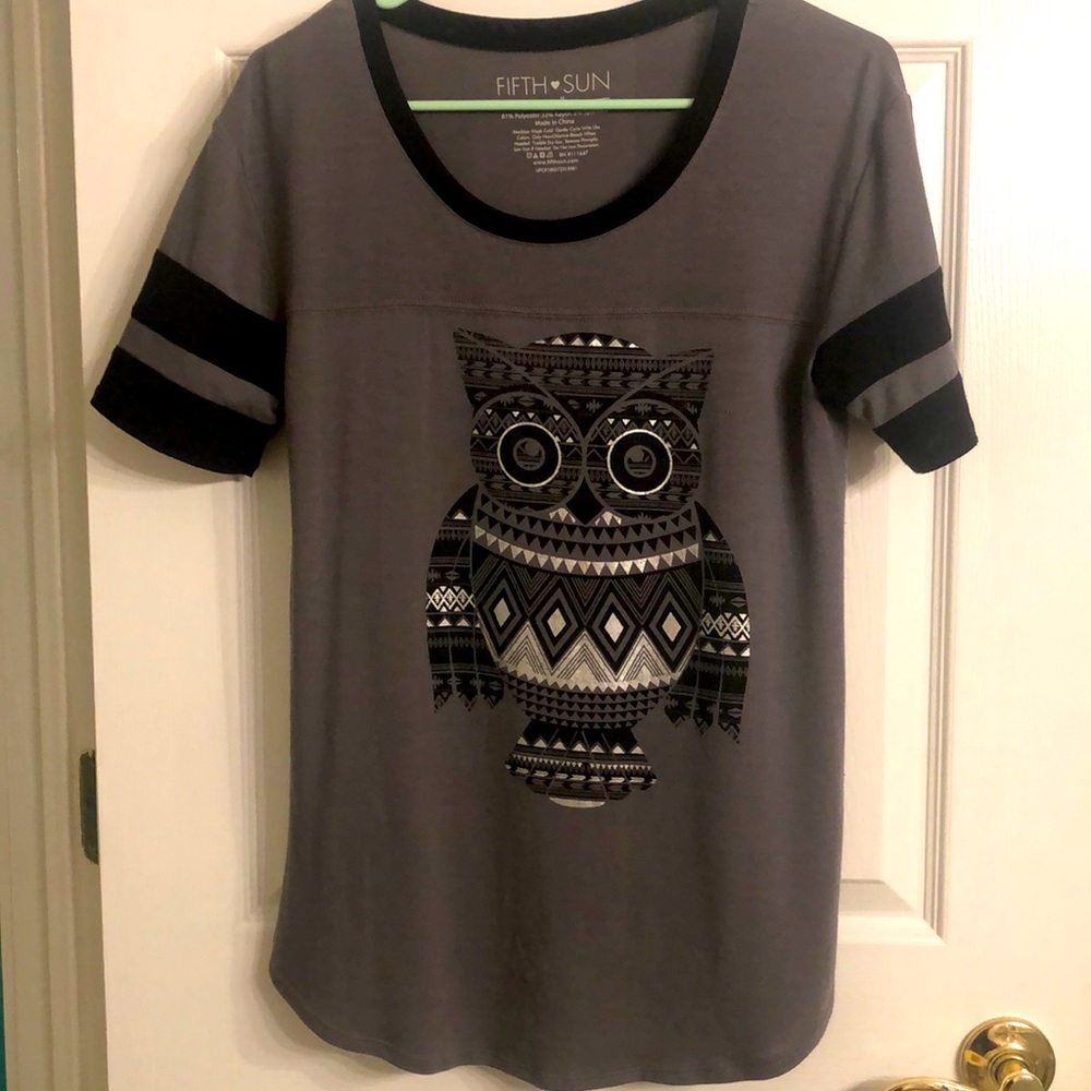 Fifth Sun T-SHIRT (M) - NWOT